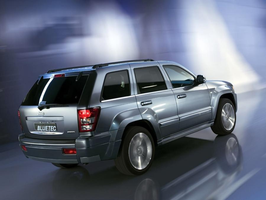  Jeep Grand Cherokee BlueTec Concept 2006 года  (фото 11 из 16)